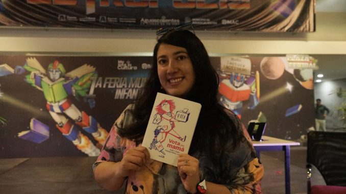 Gran presentación en Letrópolis del libro "Vota por Mamá"