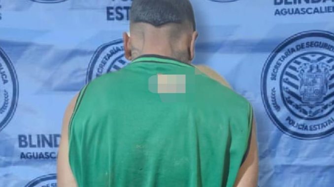 Policías Estatales de Aguascalientes detienen a sujeto que se introdujo a un domicilio y amenazó con un cuchillo a sus moradores
