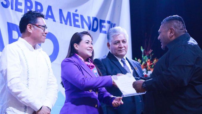 Gobernadora Tere Jiménez reafirma su compromiso con la educación en el 89 Aniversario de la Normal Rural de Cañada Honda