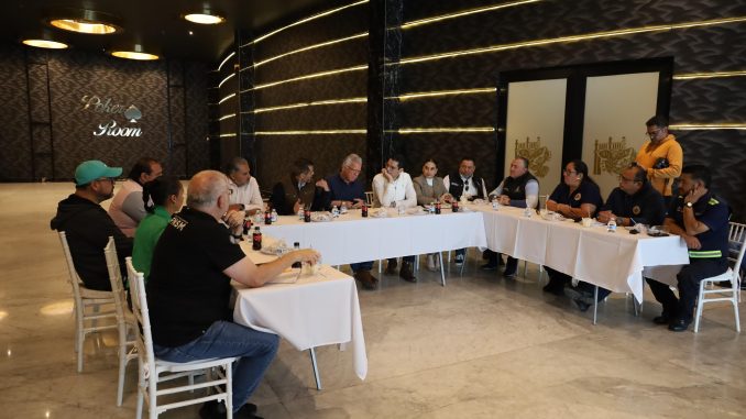 Presidente del Patronato de la FNSM 2026 se reúne con representantes del MuniAgs