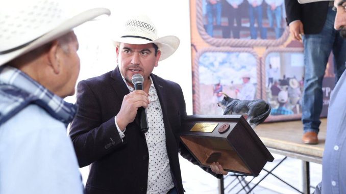 Diputado Adán Valdivia López refuerza apoyo al sector ganadero de Jesús María