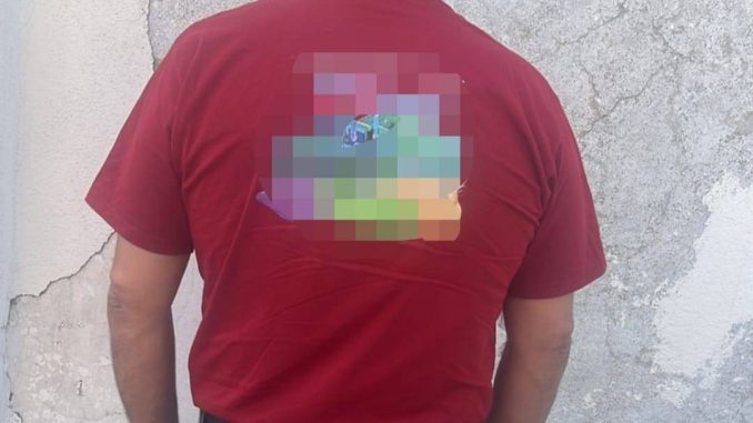 Por contar con orden de aprehensión vigente por el delito de abandono de familiares fue detenido y puesto a disposición sujeto asegurado en la Puerta de Seguridad sur