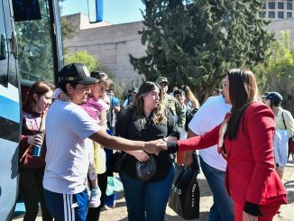 Gobernadora Tere Jiménez recibe a familias que volvieron a Aguascalientes gracias a su intervención