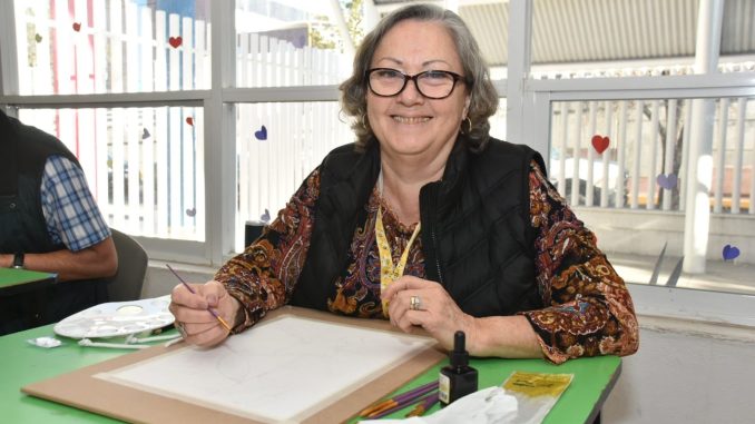 El Arte le cambió la vida: conoce la historia de Margarita