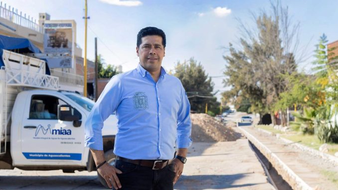 Beneficia Leo Montañez a Familias de Buenavista de Peñuelas con nueva red de distribución de agua potable