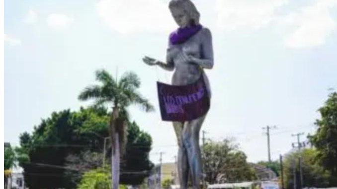 Gobernador de Nayarit retirará escultura de mujer desnuda