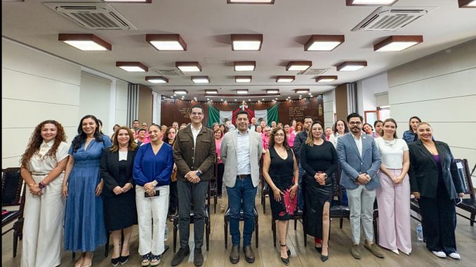 Entrega Municipio de Aguascalientes y Asociación GAMMA 60 Prótesis Mamarias