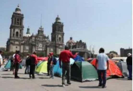 CNTE advierte: "¡Si no hay solución, no rueda el balón!" en el Mundial