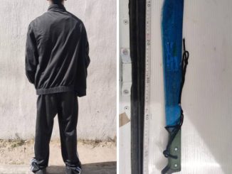Policía Municipal detiene a sujeto que portaba un machete en Villa Taurina