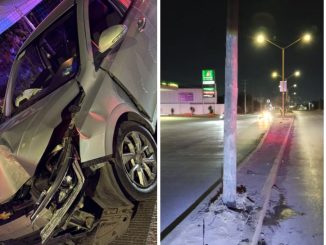 Policía Vial atiende choque contra poste en Av. Constitución