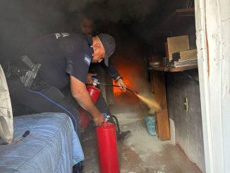 Policías Estatales y Municipales de Aguascalientes atienden reporte de incendio de casa-habitación en un domicilio del fraccionamiento Morelos II