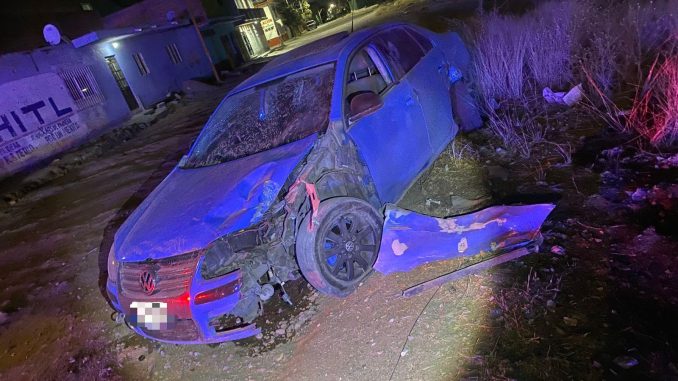 Policía Vial atiende choque contra objeto fijo en Boulevar Guadalupano