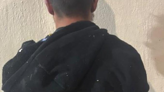 Policías Estatales detienen a presunto responsable de haber ocasionado daños a la chapa de barandal en el fraccionamiento Mirador de las Culturas
