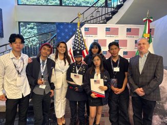 Gobernadora Tere Jiménez reconoce a estudiantes de Aguascalientes que viajarán a la NASA