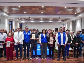 Volver a Sonreír: DIF Estatal entrega prótesis dentales a Adultos Mayores