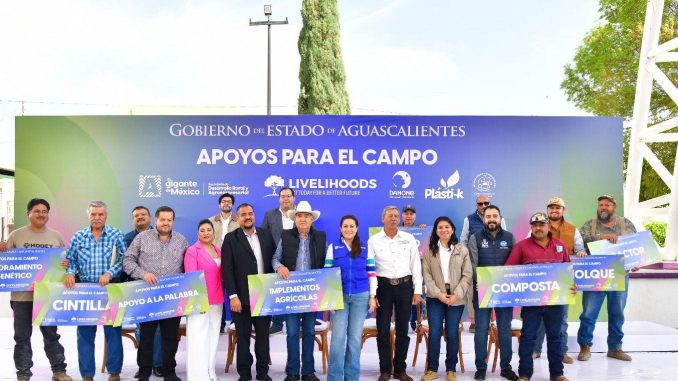 Gobernadora Tere Jiménez entrega apoyos al campo y refuerza desarrollo rural en Cosío