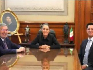 Juan Ramón de la Fuente renuncia a Relaciones Exteriores para someterse a operación; lo releva Roberto Velasco