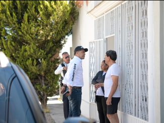 Visita Leo Montañez a vecinos de Lomas del Mirador II