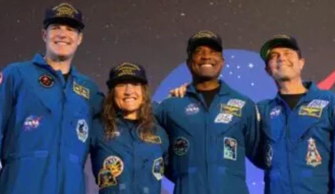'Estamos unidos para siempre': astronautas de Artemis II dan sus primeras declaraciones