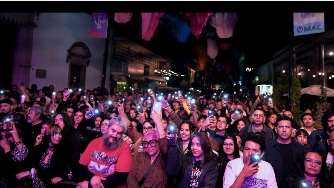 Gran respuesta del público en Corredor Cultural Carranza 2026 con la presentación de MadrePerla