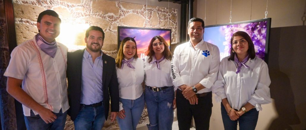 Encabeza Leo Montañez reapertura del Centro de Atención al Turista