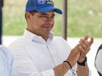 Rehabilita Leo Montañez cancha de fútbol 7 en canal Interceptor para que más niñas, niños y adultos practiquen deporte