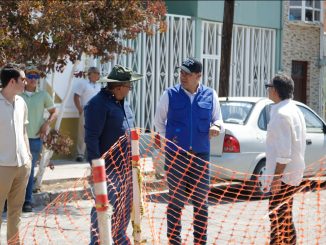 Supervisa Leo Montañez rehabilitación de red sanitaria en la colonia Del Carmen