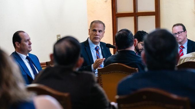 Gobierno del Estado fortalece coordinación con Notarios