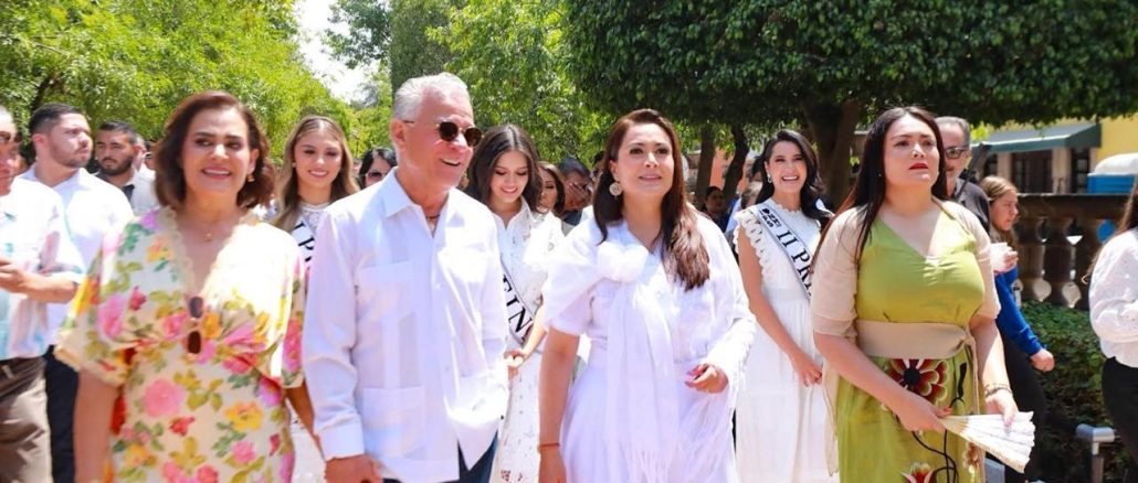 Devela Gobernadora Tere Jiménez el Bando Solemne que marca el inicio de la FNSM 2026