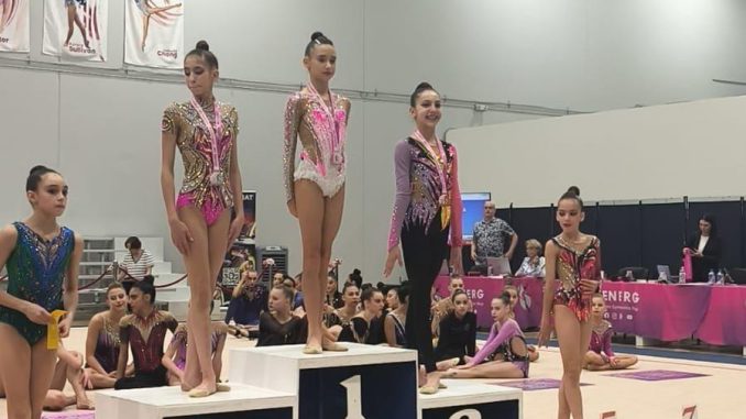 Felicidades a la gimnasta Karol Ariadna González Romero
