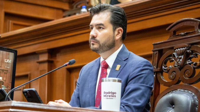 Parlamento Deportivo con periodicidad anual