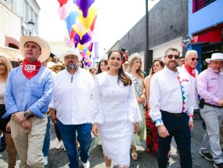 Inaugura Gobernadora Tere Jiménez la FNSM 2026 con tradicional recorrido