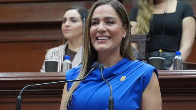 "Prevenir Hoy es evitar tragedias Mañana": propone Arlette Muñoz iniciativa para frenar autolesiones y crisis de ansiedad en menores