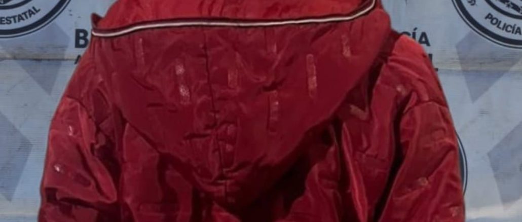 Como resultado de los recorridos de vigilancia pie tierra dentro del perímetro ferial fue detenido sujeto por la Policía Estatal en poder de envoltorios con sustancias al parecer ilícitas