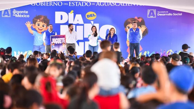Gobernadora Tere Jiménez celebra a Niñas y Niños de Municipios con sorpresas y regalos