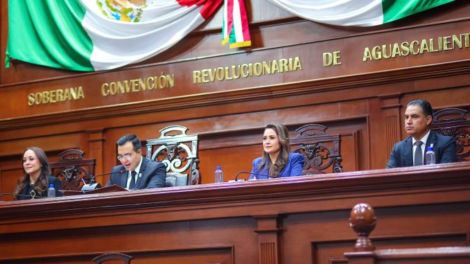 Congreso de Aguascalientes condecoró a la Presidenta de la comunidad de Madrid, Isabel Díaz Ayuso, con la Medalla especial al Mérito Cívico