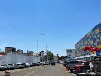 Habilitan estacionamiento del Centro de Atención Municipal (CAM) para visitantes a la Feria Nacional de San Marcos