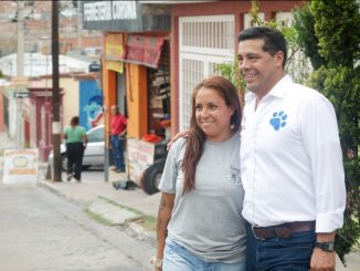 Recorre Leo Montañez el fraccionamiento Municipio Libre para atender peticiones vecinales