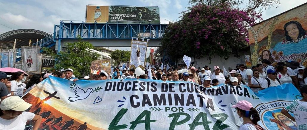 Crimen organizado en Morelos cobra "derecho de piso" a familias por vivir en sus casas; Obispo de Cuernavaca