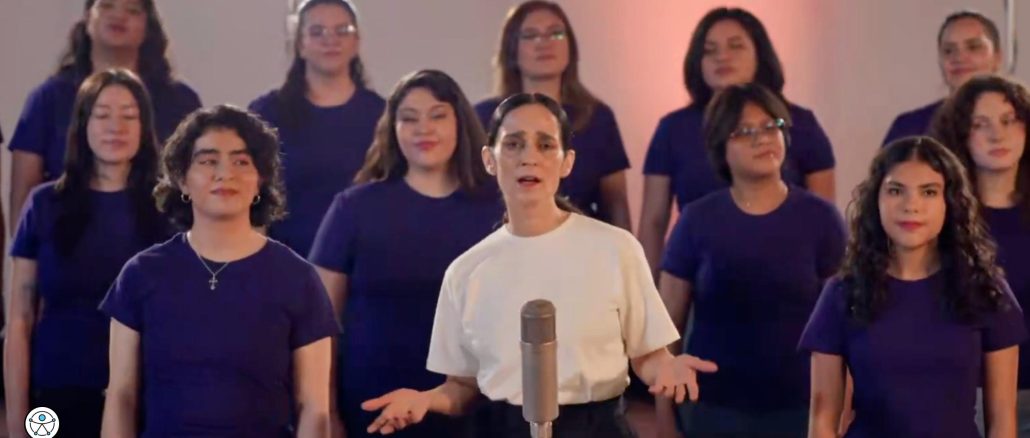 Mundial 2026: Gobierno presenta nueva versión de “La Niña Futbolista“, interpretada por la cantautora Julieta Venegas
