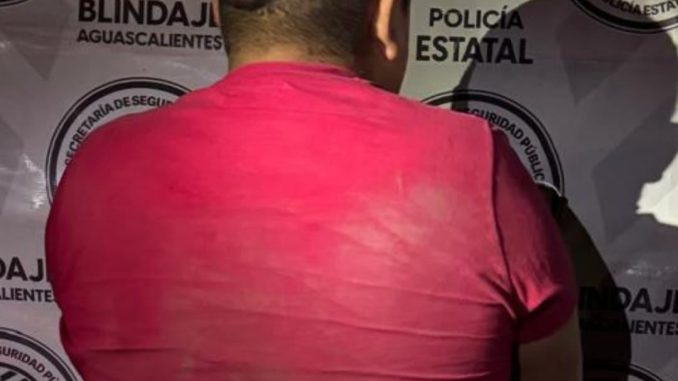 Elementos de la Policía Metropolitana detienen a presunto responsable de resistencia de particulares y daño en las cosas doloso