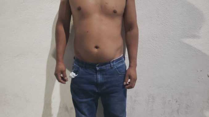 Policía Municipal detiene a sujeto señalado por daños y robo a vehículo en la colonia Ojo de Agua