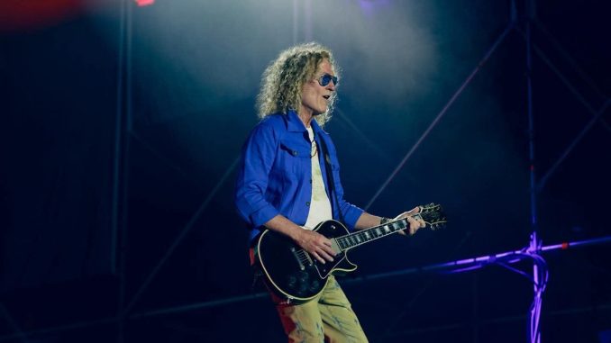 Exitosa presentación de Foreigner en el Foro de las Estrellas Nissan de la #FNSM26