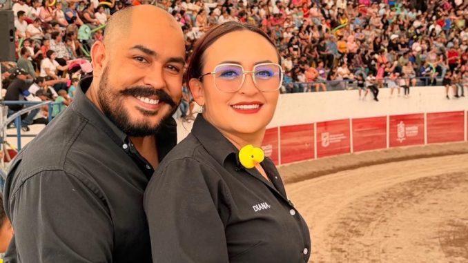 Festeja el diputado Trino Romo Marín a Niñas, Niños y a sus Mamás en el Lienzo Charro de Rincón de Romos