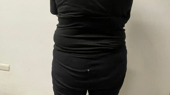 Detiene Policía Municipal a Mujer por robo en tienda de autoservicio en el fraccionamiento Gómez Portugal