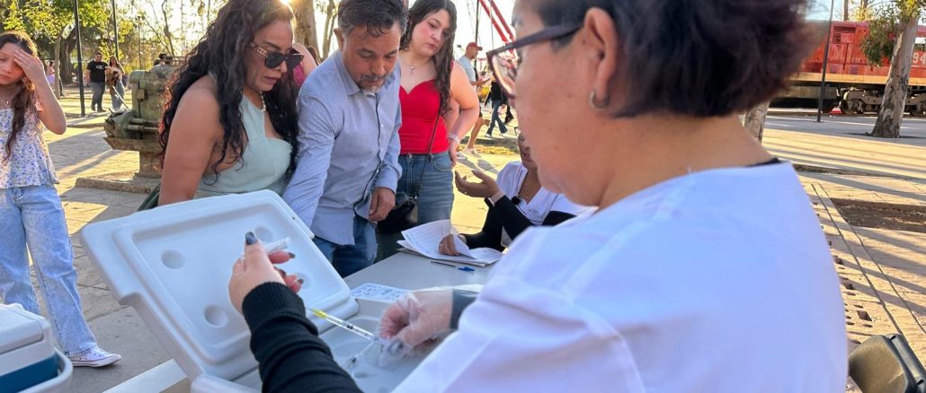 Asiste a la brigada de vacunación este sábado 16 de mayo en la Exedra