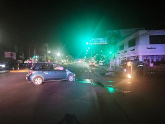 Policía Vial atiende chqoue entre dos vehículos en Circunvalación Norte