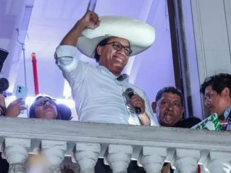 Sánchez aventaja con 44,522 votos a Fujimori con el 95 % de las boletas contadas en Perú