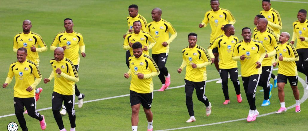 La Selección de Sudáfrica llega a la capital para enfrentar el jueves a México