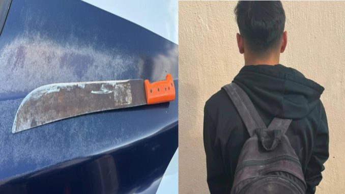 Policías Estatales aseguran a sujeto en poder de un machete